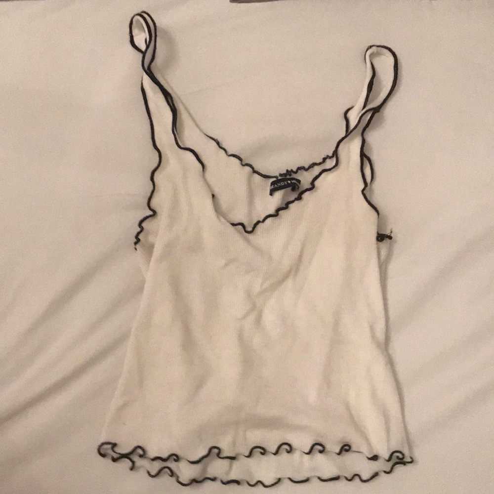 Brandy white and black lettuce trim tank